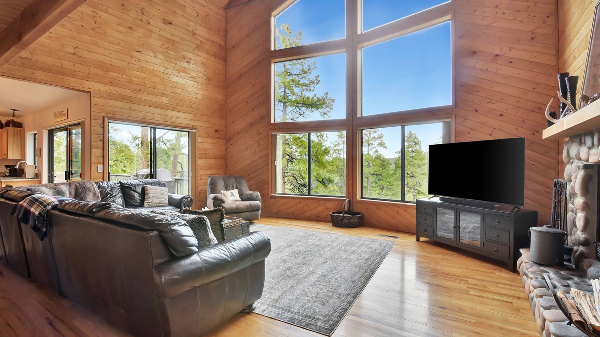 Highland Pines Cabin | Secluded Forest Retreat Charming 4Bedroom Cabin in the Heart of Prescott Forest!