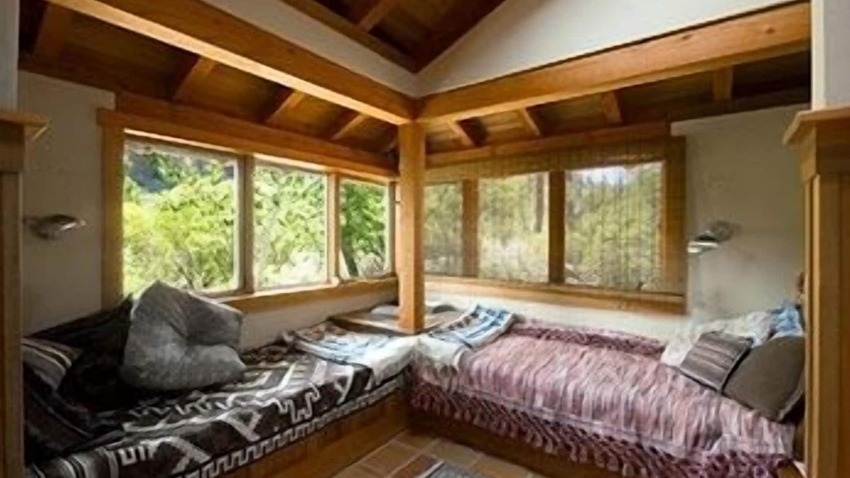 Alpine Village Cottage | Secluded Hideaway Cottage By Mt Stream Near Hiking, Biking, Skiing, Hot Springs