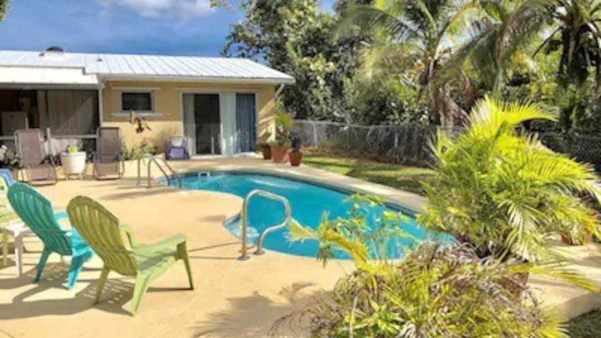 Big Pine Key House | Secluded Hideaway with private pool and canal