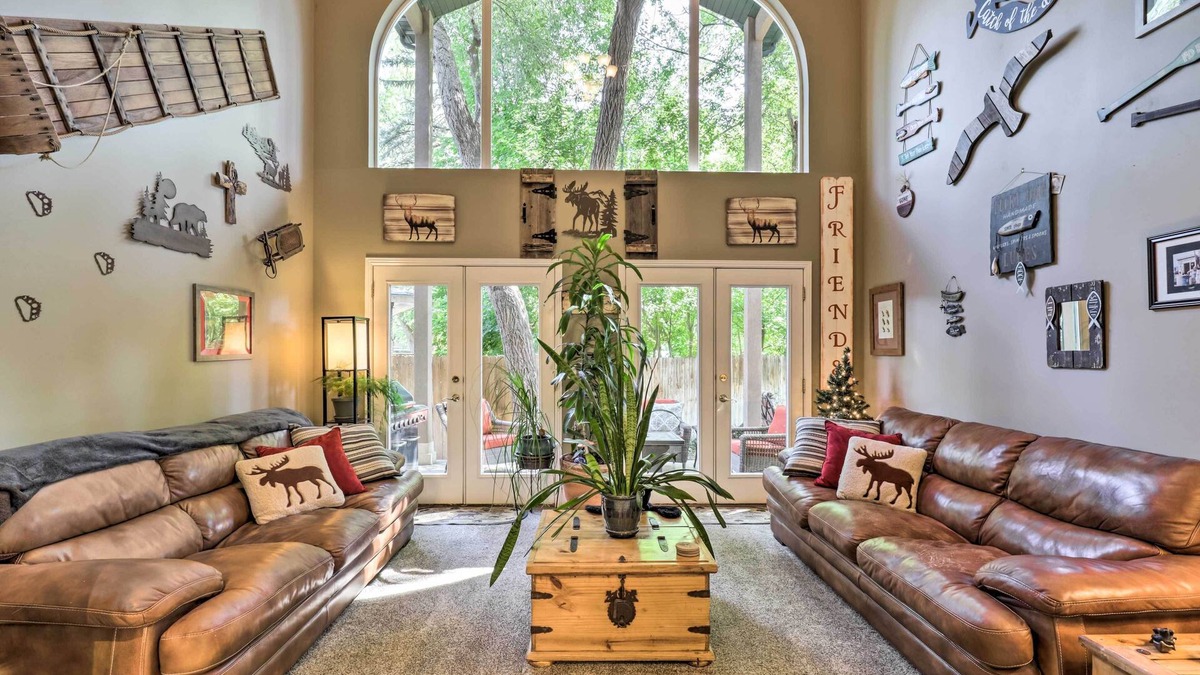 Millcreek House | Secluded Home w/Hot Tub & Mountain Views!