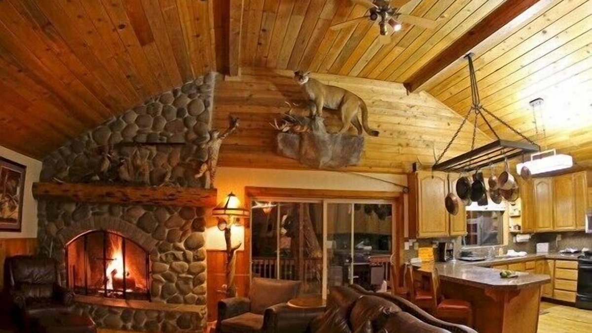 Kimberly House | Secluded lodge near John Day River. Hike, bike, fishing, views.
