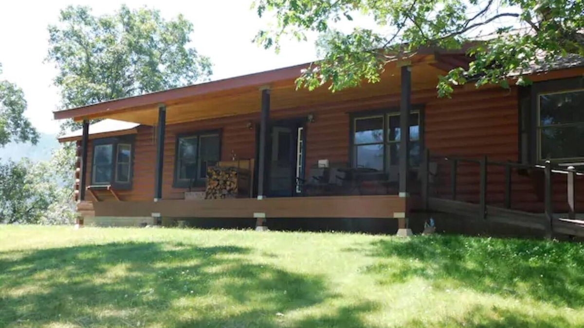 Posey House | Secluded log home on horse ranch in Sequoia National Forest, Posey, CA
