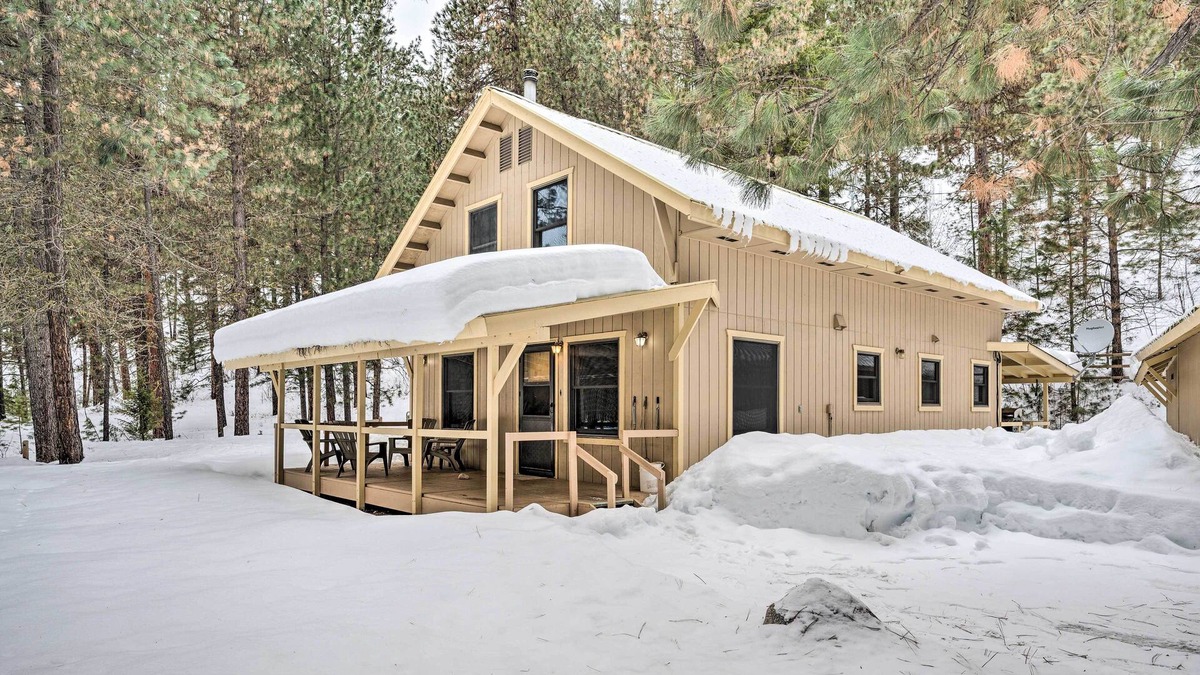 Lowman House | Secluded Lowman Cabin w/ Mountain Views