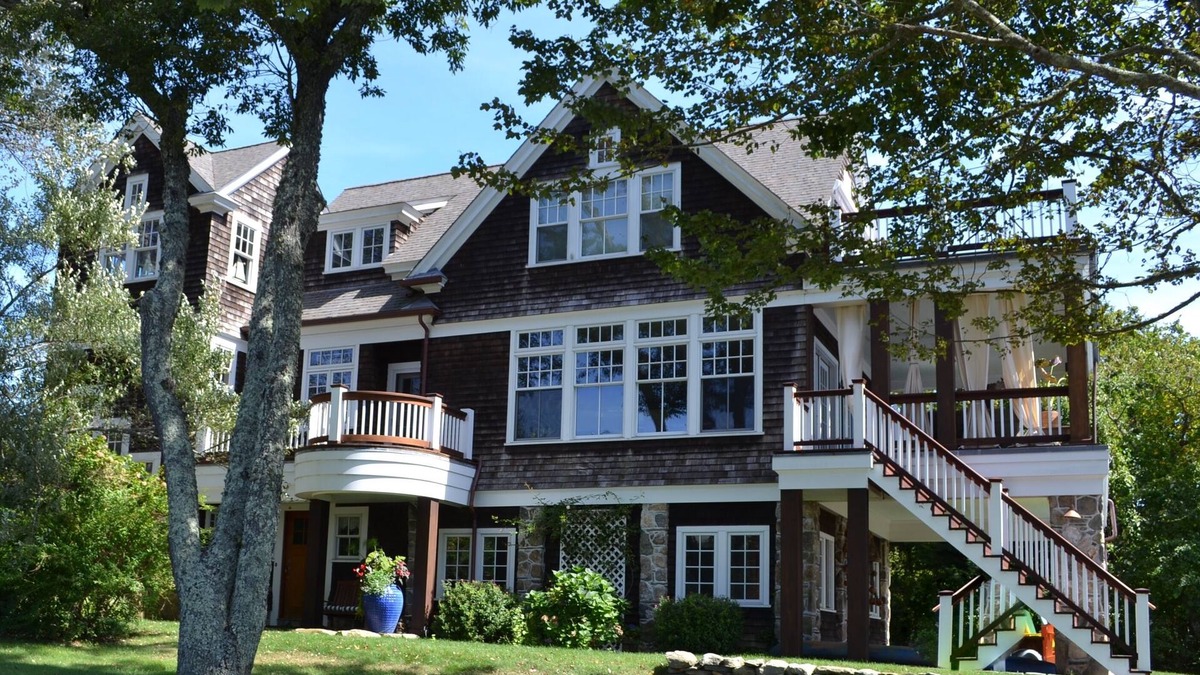 Kenyon House | Secluded, Luxurious Getaway, Escape The City W/Private Beach & Waterfront Dock
