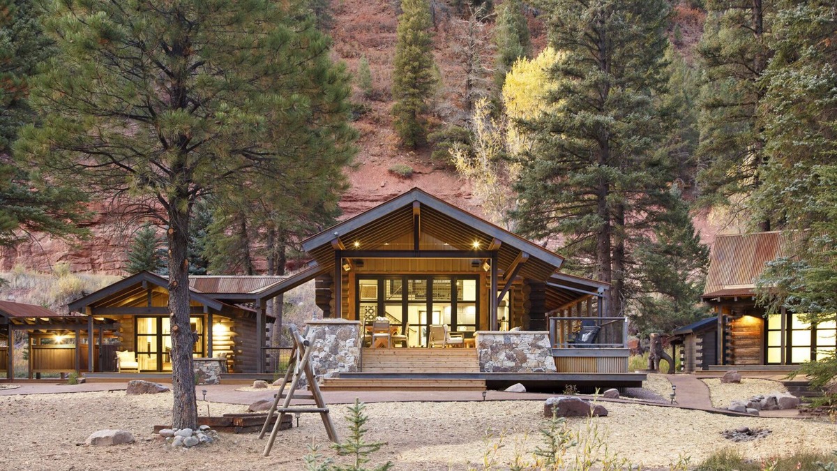Dolores House | Secluded Luxury Nature Retreat- Private Cabins - Hot Tub - Drive to Telluride