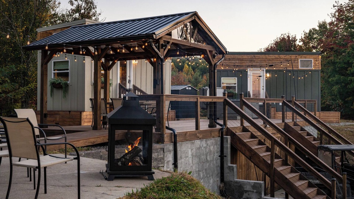 Vonore Cabin | Secluded Mountain Getaway - 2 Cozy Tiny Homes with SPECTACULAR views