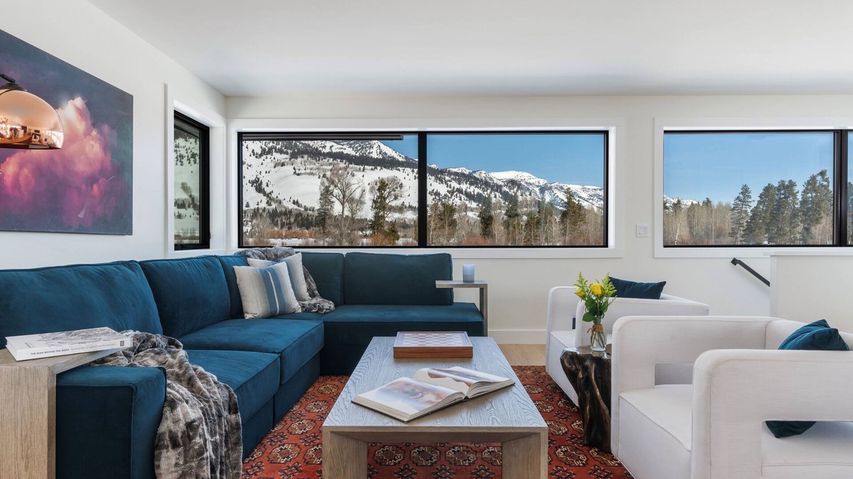 Wilson House | Secluded Mountain View Getaway Near Jackson Hole - BBQ, Patio, Wildlife !