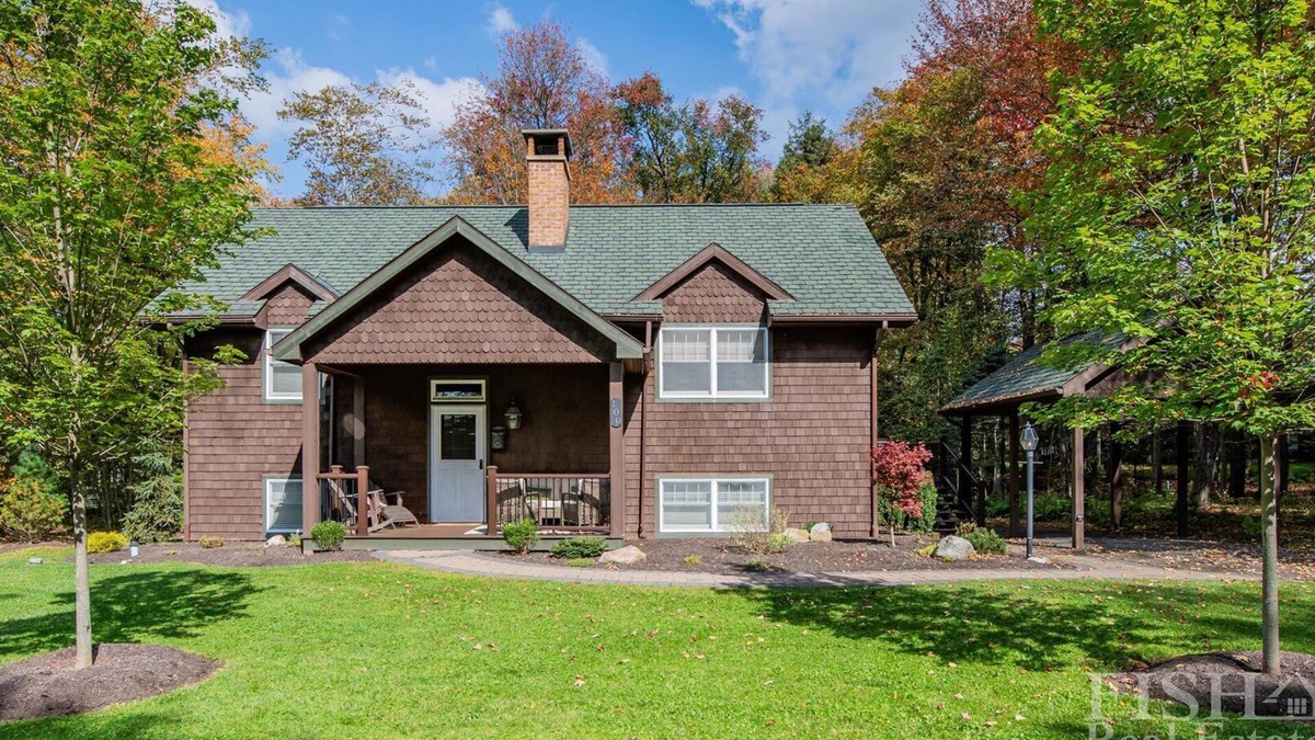 Eagles Mere Cottage | Secluded "Peace" traditional cottage in Eagles Mere