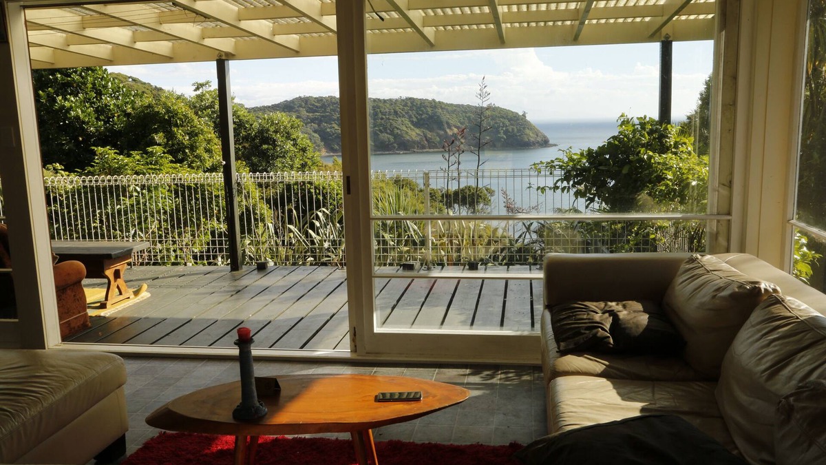 Great Barrier Island House | Secluded relaxing beach escape