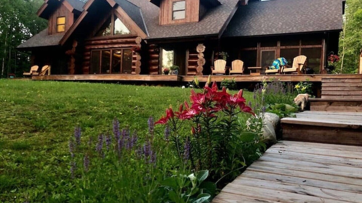 Marcell House | Secluded retreat in northern Minnesota