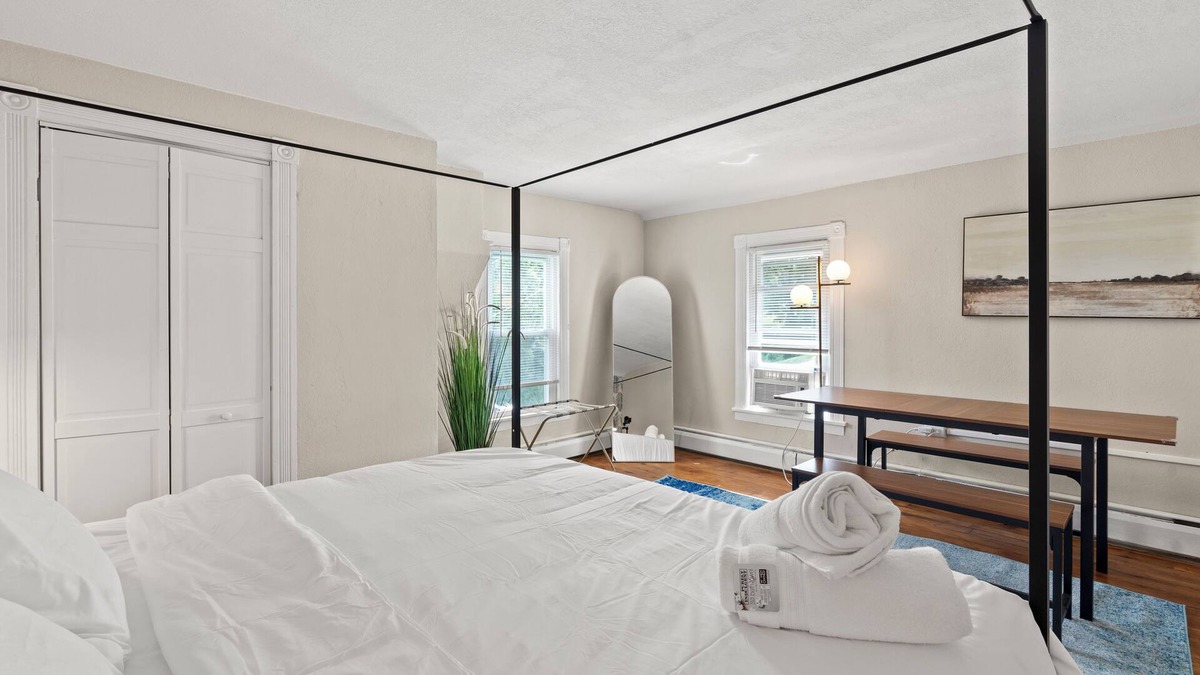 Lakemont House | Secluded Retreat on Lakemont-Himrod Rd - Your Slice of Tranquility