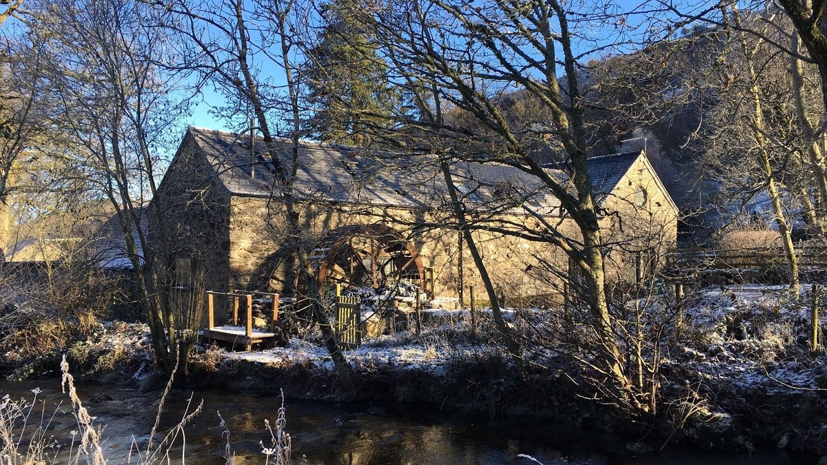 Llandrillo House | Secluded riverside retreat in the Berwyn mountains close to Snowdonia