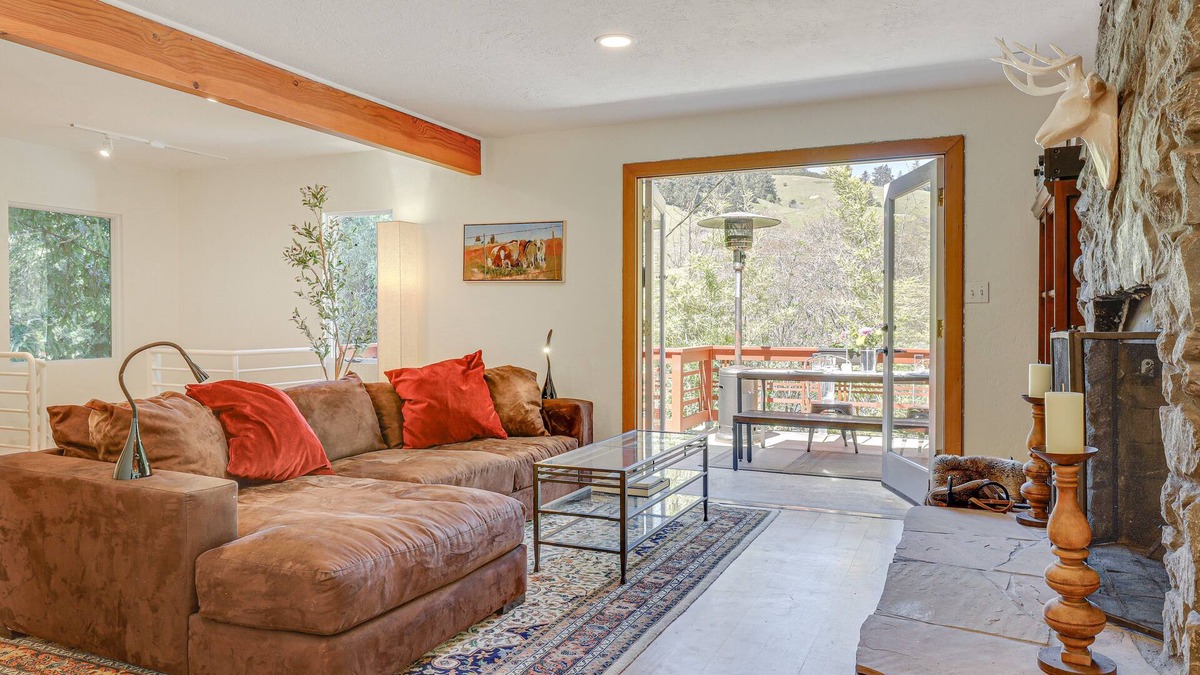 Duncans Mills House | Secluded Russian River retreat: nature & privacy in pastoral Duncans Mills.