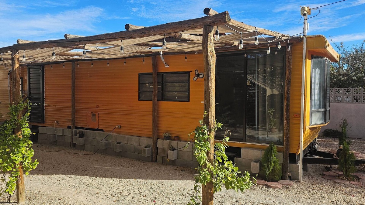 El Centenario House | Secluded special area, close to the ocean, lots of birds, a very relaxing area