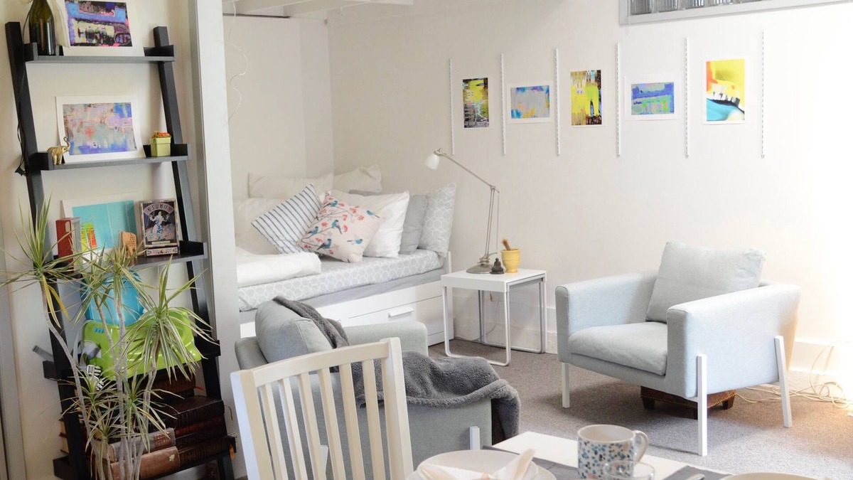 Venice Canals Apartment | Secluded Venice Beach Garden Bungalow