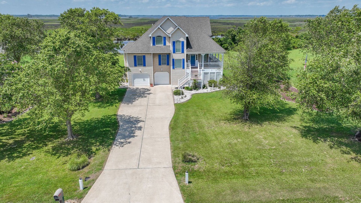 Coinjock House | Secluded Waterfront Hideaway- Pet Friendly-Close to OBX and Duck Hunting