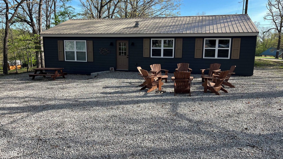 Eagle Rock Cabin | Secluded Waterfront Getaway - Huge Game Room, Fire Pit, 2.5 BR + 5 bed Bunk Room
