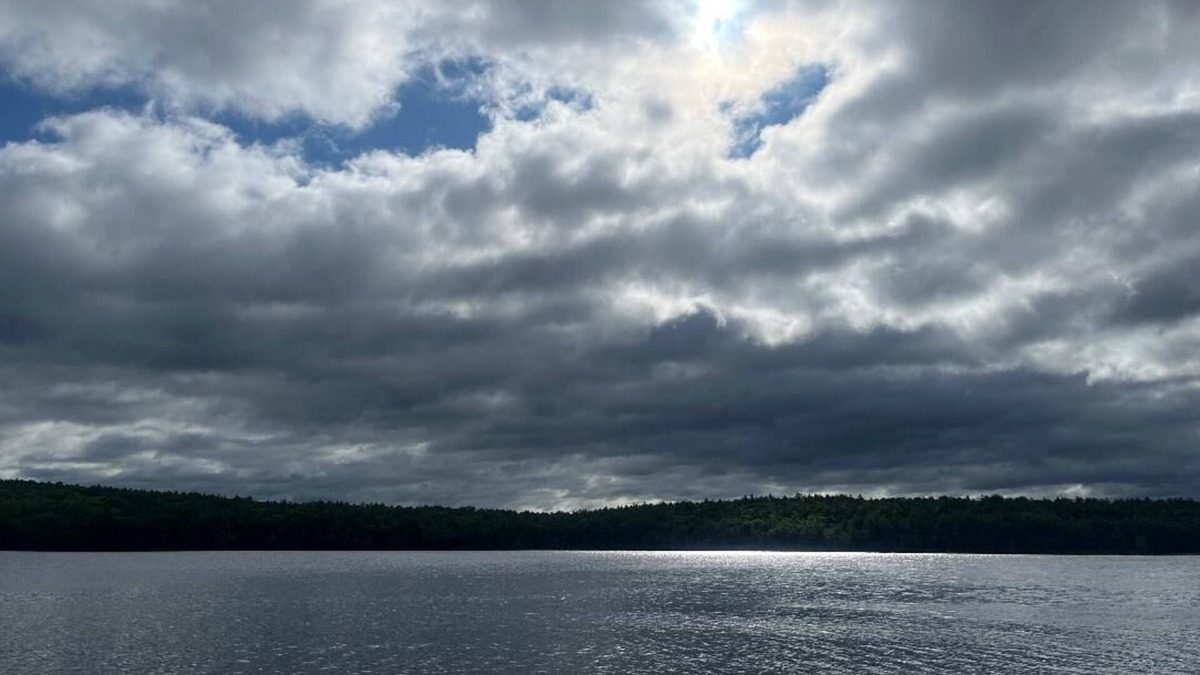 Fitzwilliam House | Secluded waterfront 2-bedroom/2 bath on private 152 acre Sportsman's Pond.