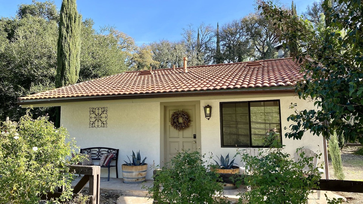 Santa Ynez House | Secluded Wine Country Ranch Cottage in the Rolling Hills of Santa Ynez