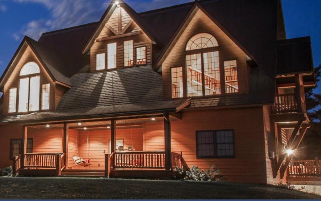 Ashland Hotel | Second Wind Country Inn