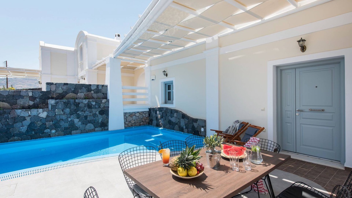 Kamari Villa | Secret Earth Santorini