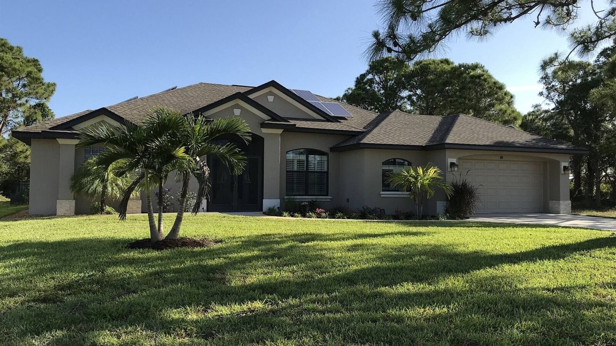 Long Meadow House | Secret Escape | Epic Pool Area | Spa