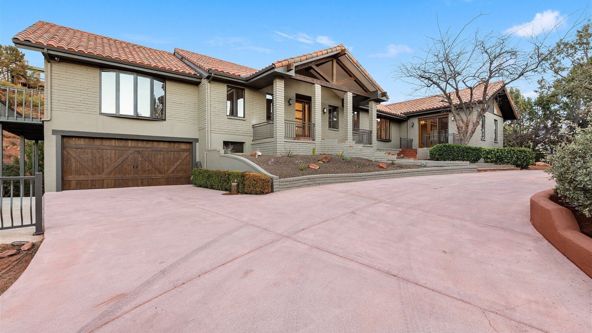 Sedona House | Sedona Manzanita Estate - Spacious Uptown home