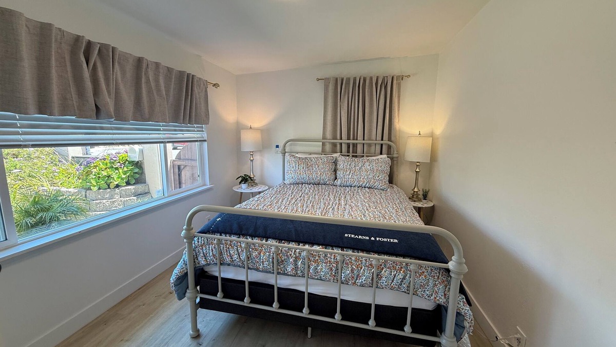 Seaside Apartment | Seductive apartment Seaside, Carmel, Monterey, Pacific Grove , Pebble beach