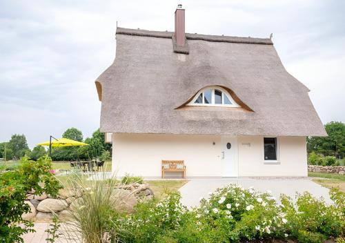 Am Salzhaff House | Seegras - Ferienhaus mit Kamin, Sauna und Meerblick