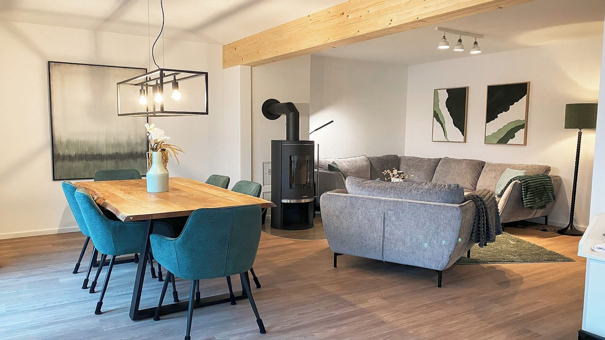 Tossens Apartment | SeeZeit - Holiday apartment at the Pütten. Sauna. Terrace. Dog friendly.