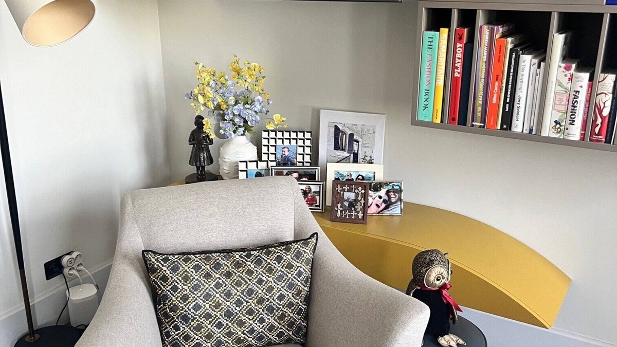Paris City Center Apartment | Seine Designer Luxury Place Dauphine
