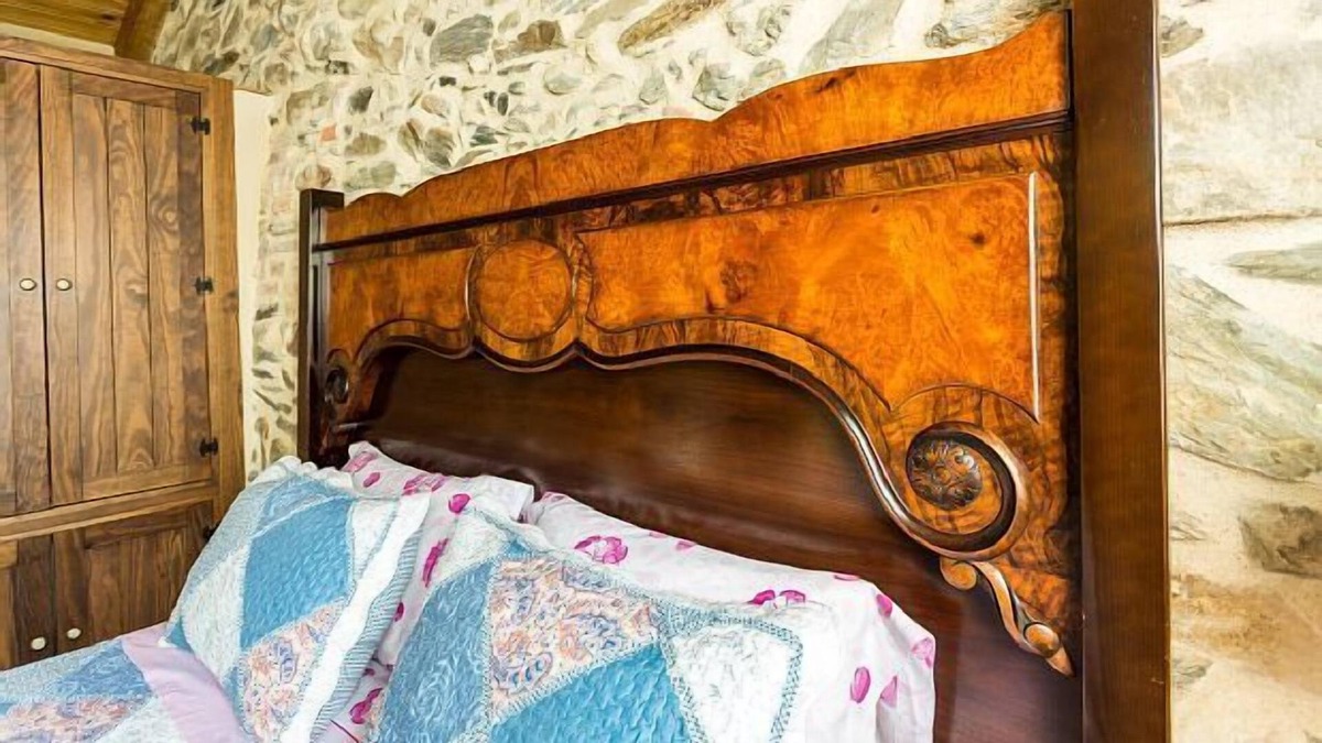 Aldeanueva de la Sierra Cottage | Self catering Los Monteros for 2 people