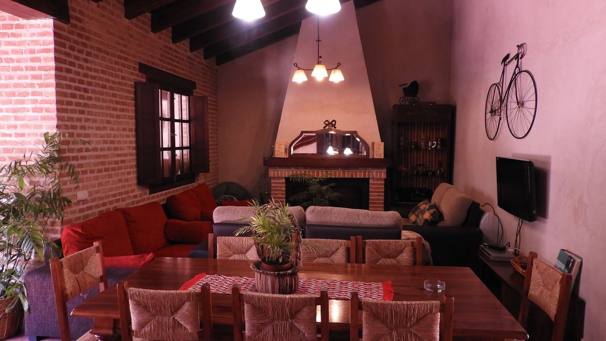 San Carlos del Valle Cottage | Self catering Vallehermoso for 12 people