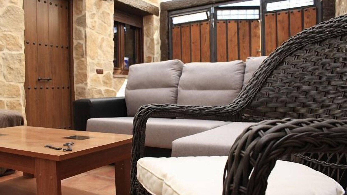 Navamorisca Cottage | Self catering El Teñao for 8 people