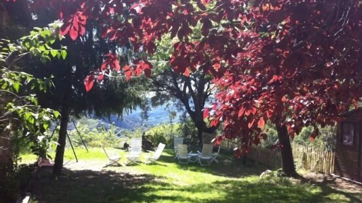 Sant Hilari Sacalm Cottage | Self catering La Casica for 10 people