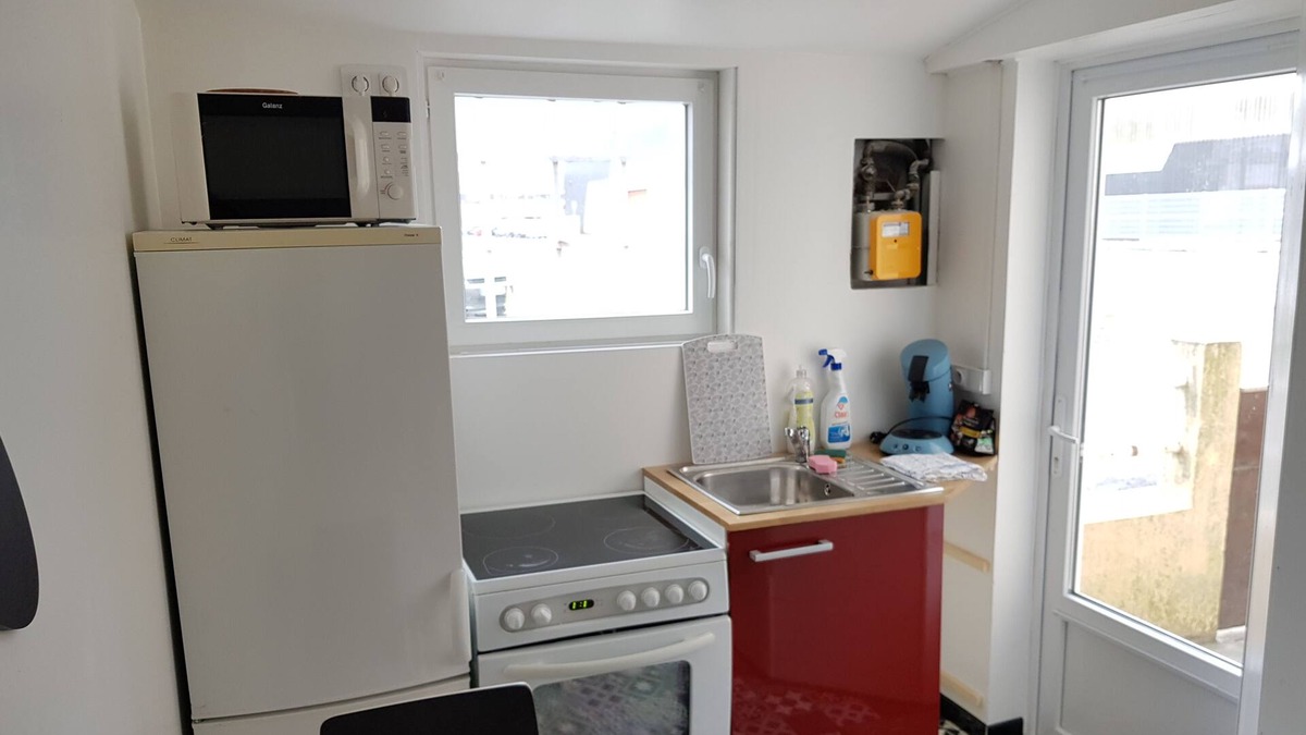 Saint-Nazaire House | Self-catering apartment for 1 to 5 travellers, equipped with 4 beds