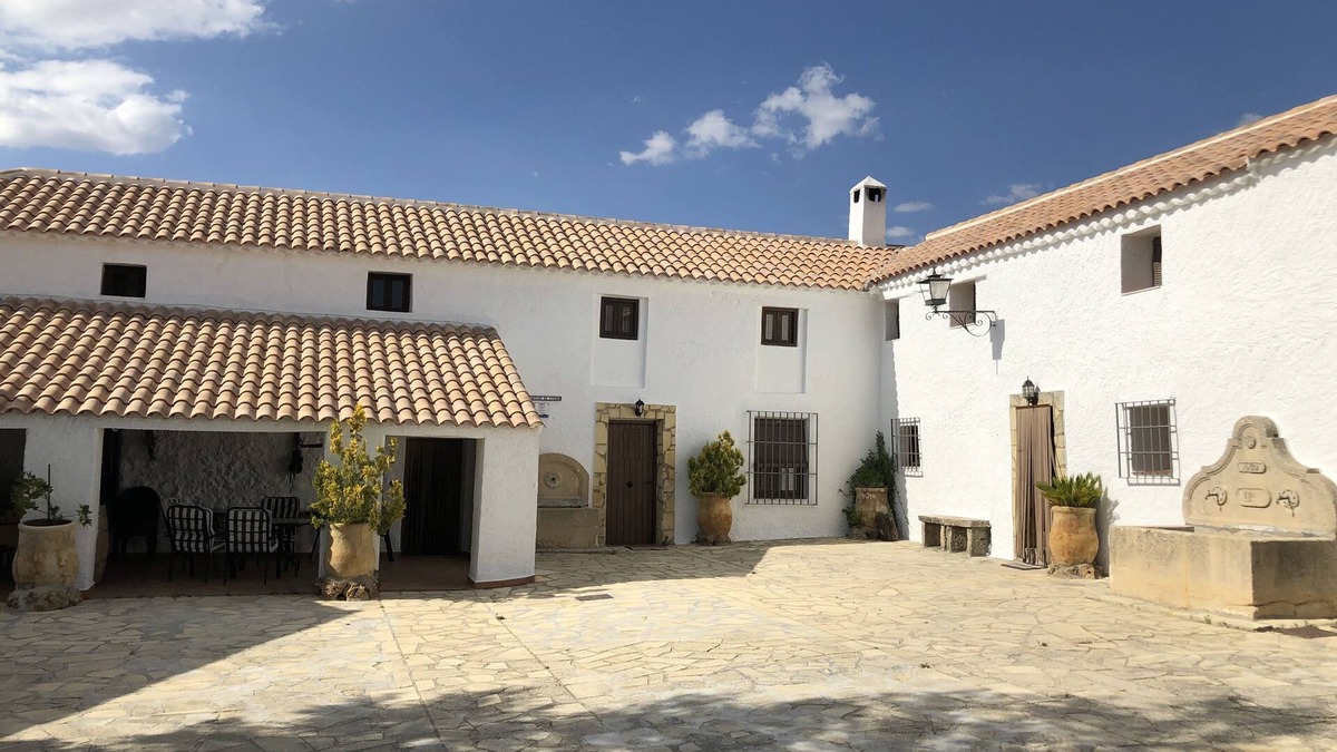 Alcala la Real Cottage | Self catering Cortijo El Ciego for 22 people