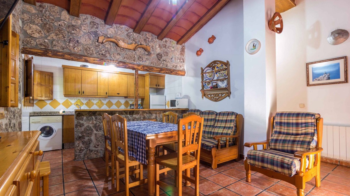 Nerpio Cottage | Self catering cottage Los Enebros for 6 people