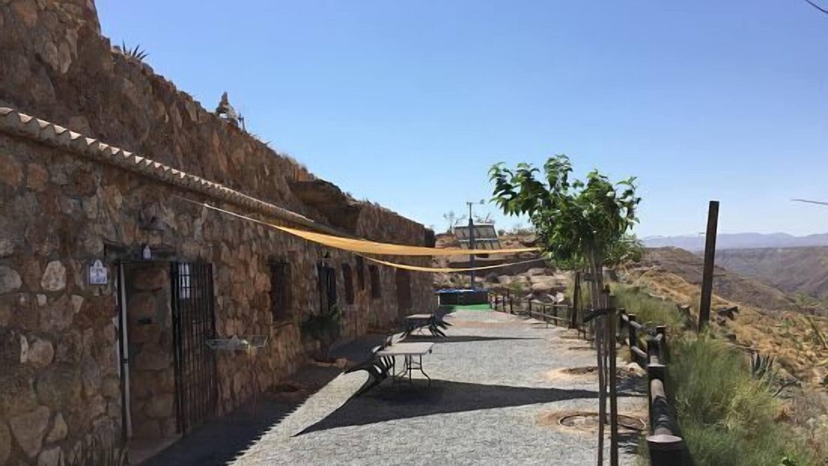 Gorafe Cottage | Self catering Cuevas el Torriblanco for 5 people