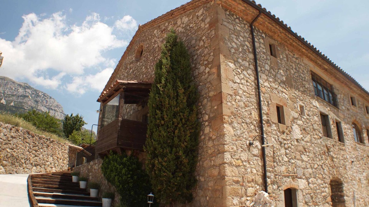 Oden House | Self catering Poble Rural Puigarnau-Pubilló for 10 people