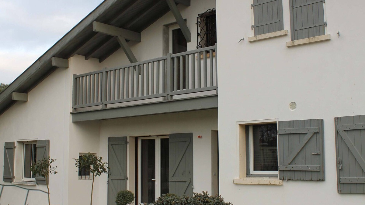 Ondres House | Self-contained accommodation on the first floor of a house - garden, terrace, 2km from the beach