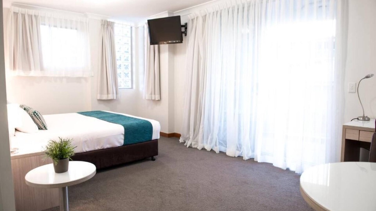Copacabana Apartment | Self Contained Studio