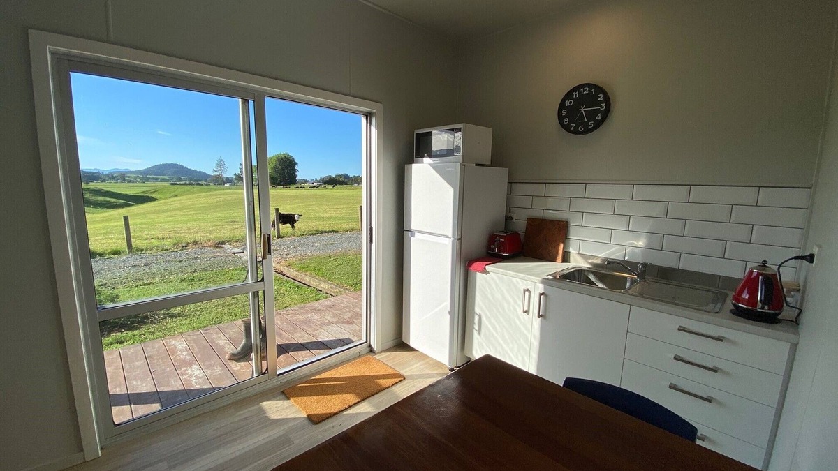 Motupipi Apartment | Self contained unit in a rural setting, 5 min to town and beach!