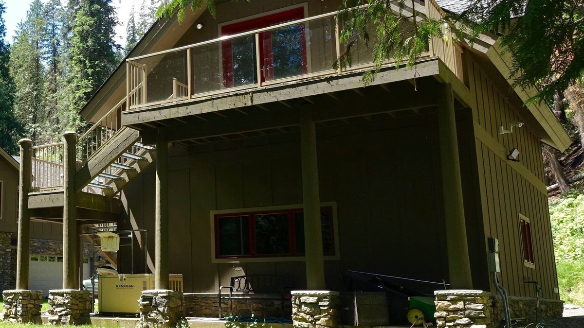 Kooskia House | Selway Riverbank Studio Loft