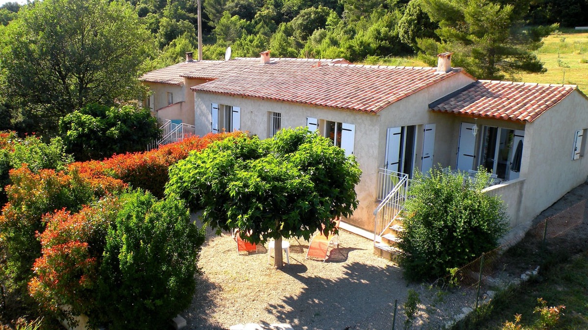 Baudinard-sur-Verdon Cottage | Semi-detached gîtes near the lower gorges of the Verdon Pets welcome