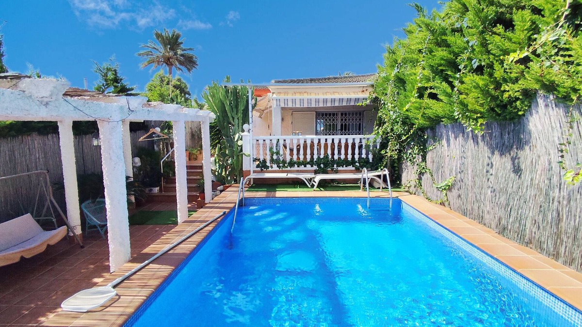 Cabo de Palos Ski Chalet | Semi-detached villa with large terrace with BBQ and private pool