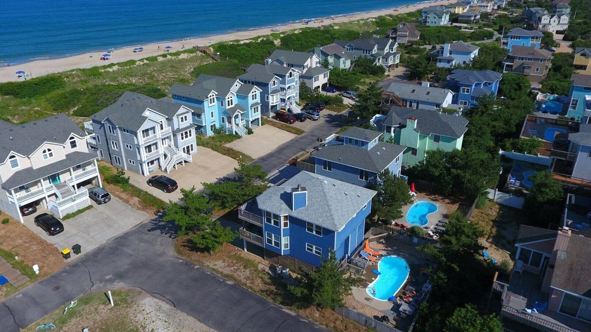 Ocean Sands House | Semi-Oceanfront, Rec Room, Close to beach, Pool, OS1D, Sea Senorita