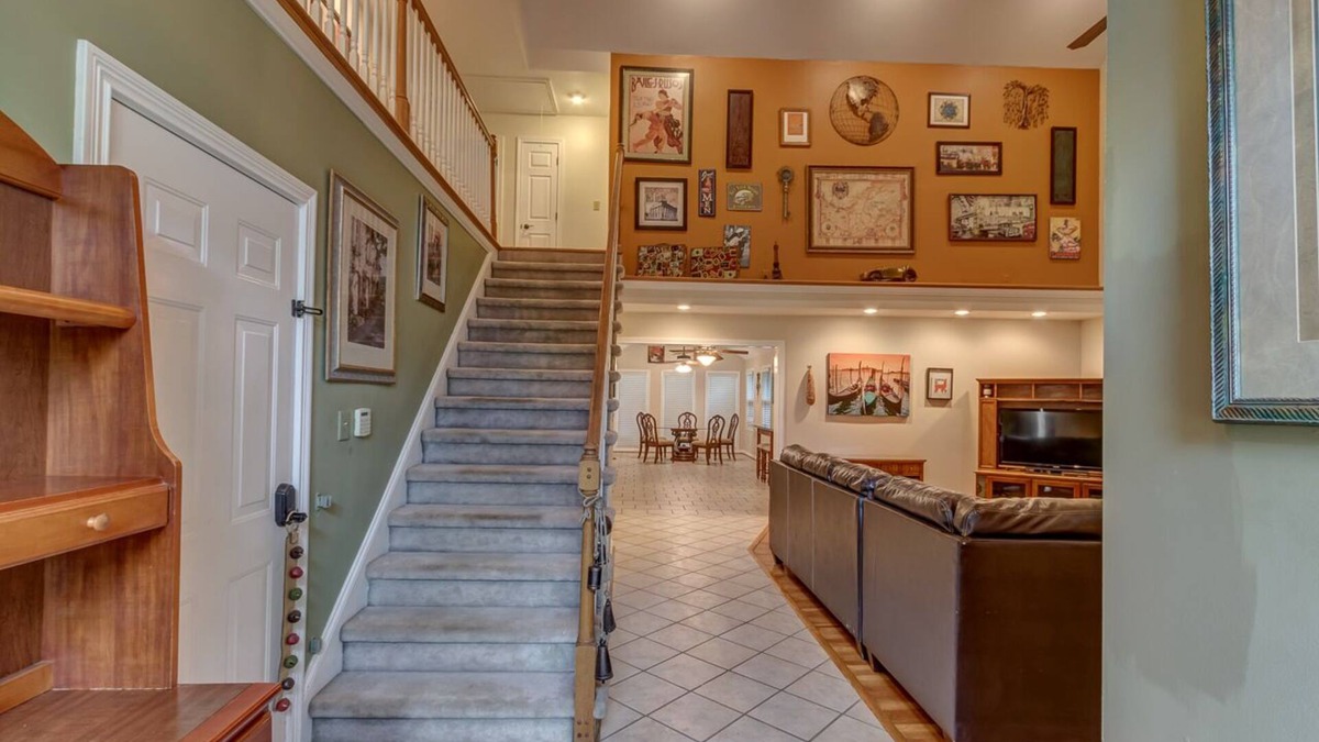 Lexington House | Sensational Group Getaway