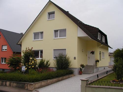 Schollbronn Apartment | separates Apartment im DG für 2 Personen