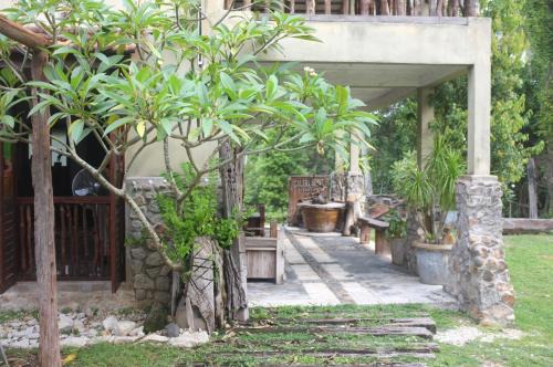 Kampung Penyagu House | Sepat Village House